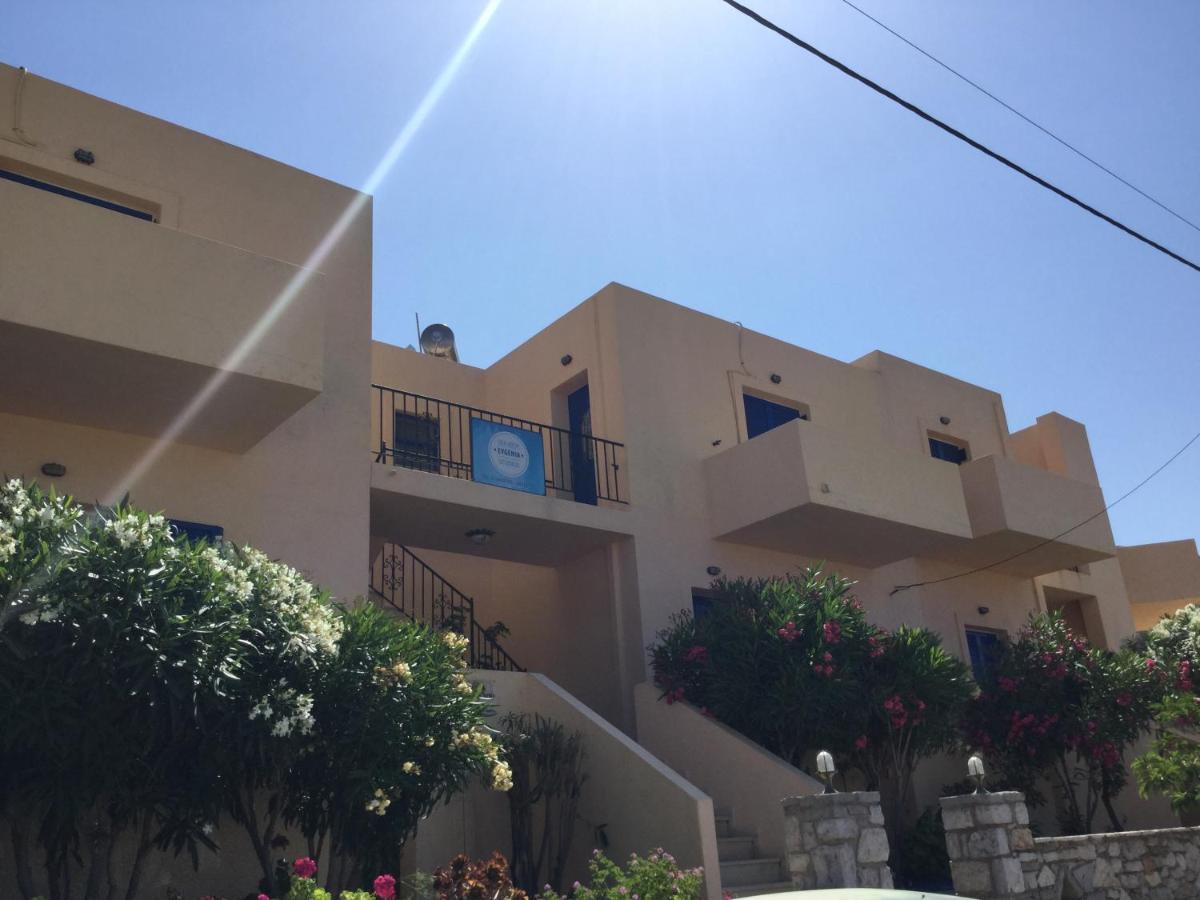 Eugenia Travasarou Sea View Appartments Диакофти Экстерьер фото