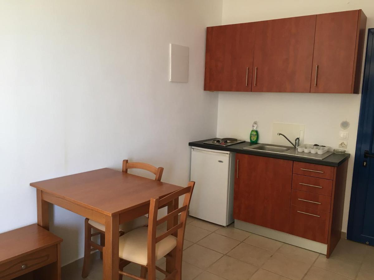 Eugenia Travasarou Sea View Appartments Диакофти Экстерьер фото