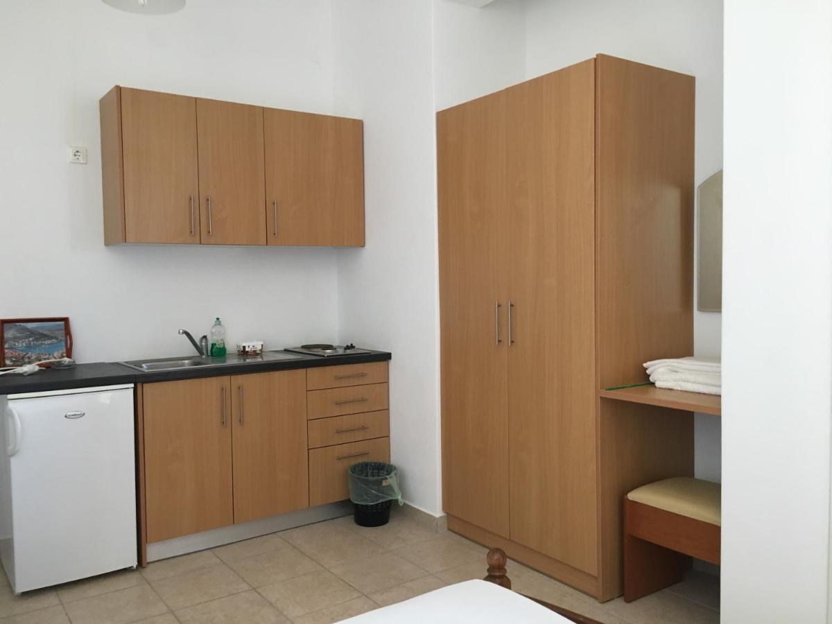 Eugenia Travasarou Sea View Appartments Диакофти Экстерьер фото