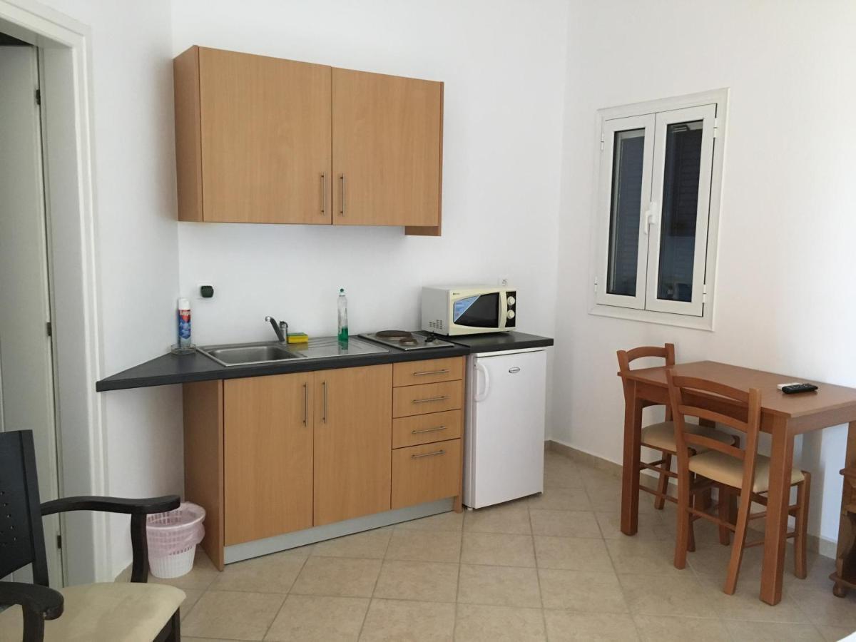 Eugenia Travasarou Sea View Appartments Диакофти Экстерьер фото