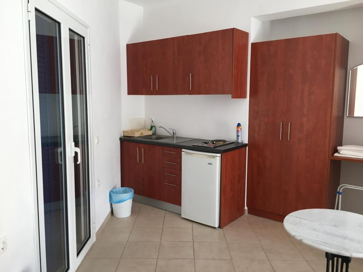 Eugenia Travasarou Sea View Appartments Диакофти Экстерьер фото