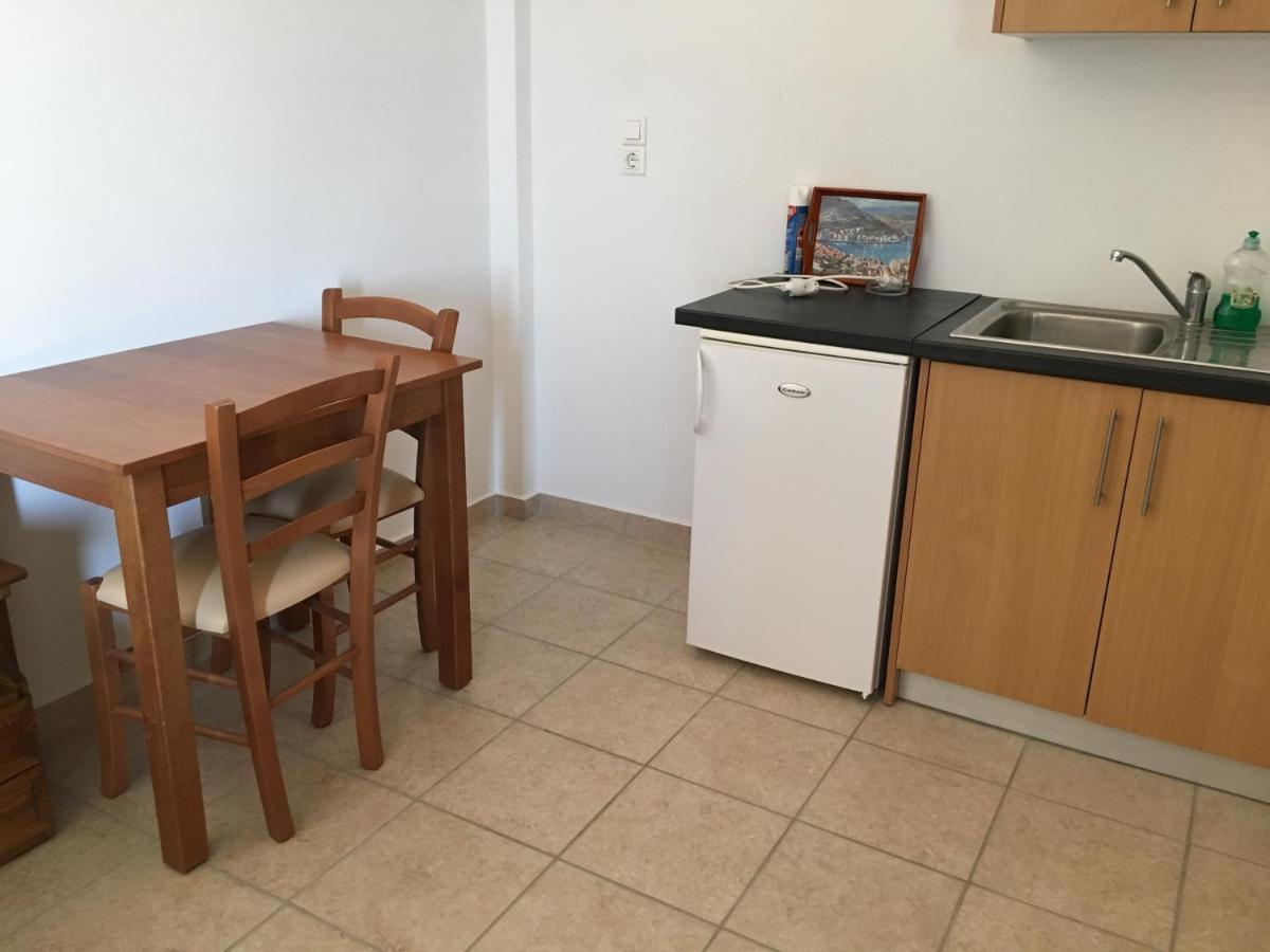 Eugenia Travasarou Sea View Appartments Диакофти Экстерьер фото